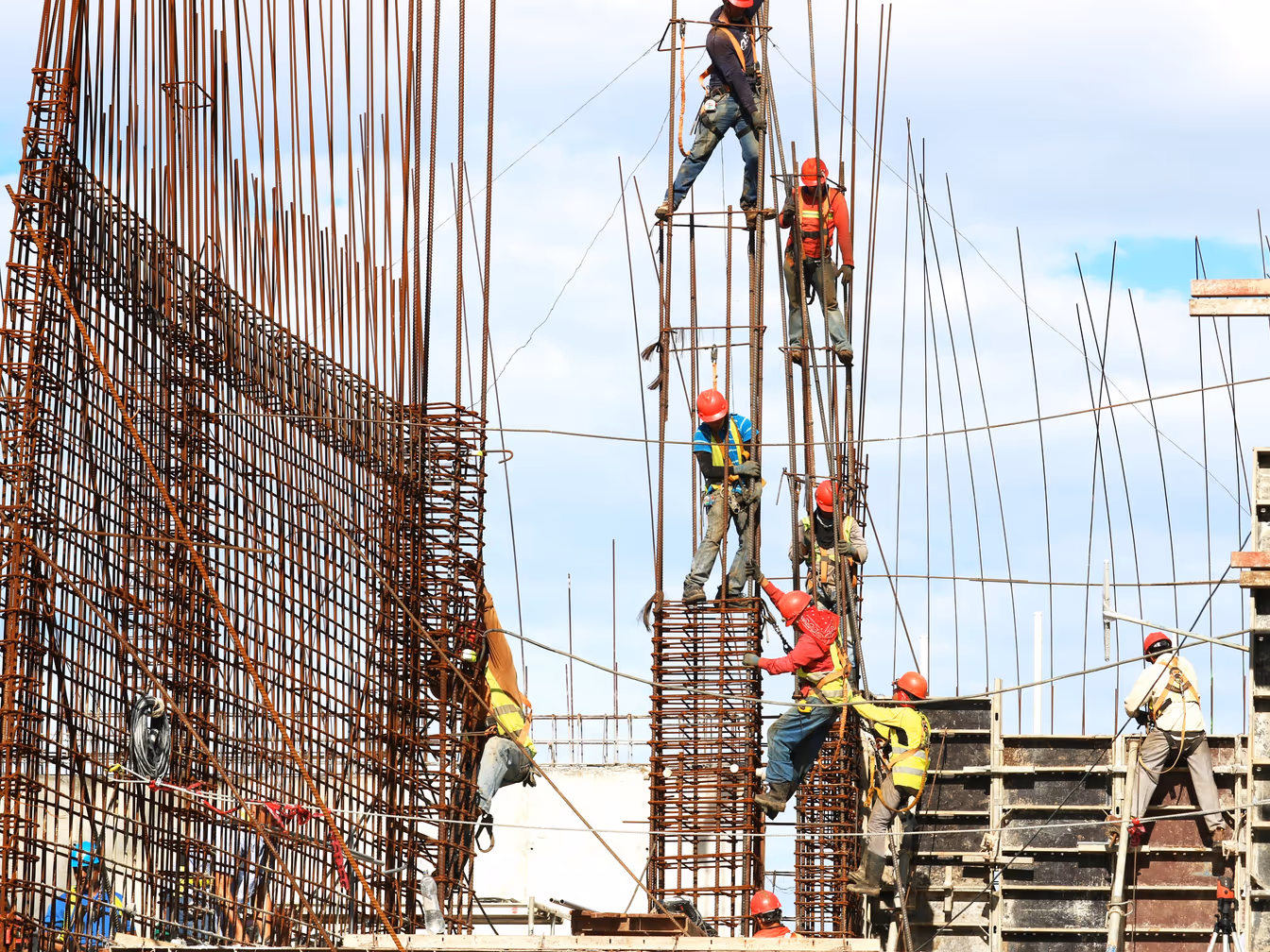 Hiring Subcontractors in Canada: T4A Slips, Deductions, and the Employee Trap
