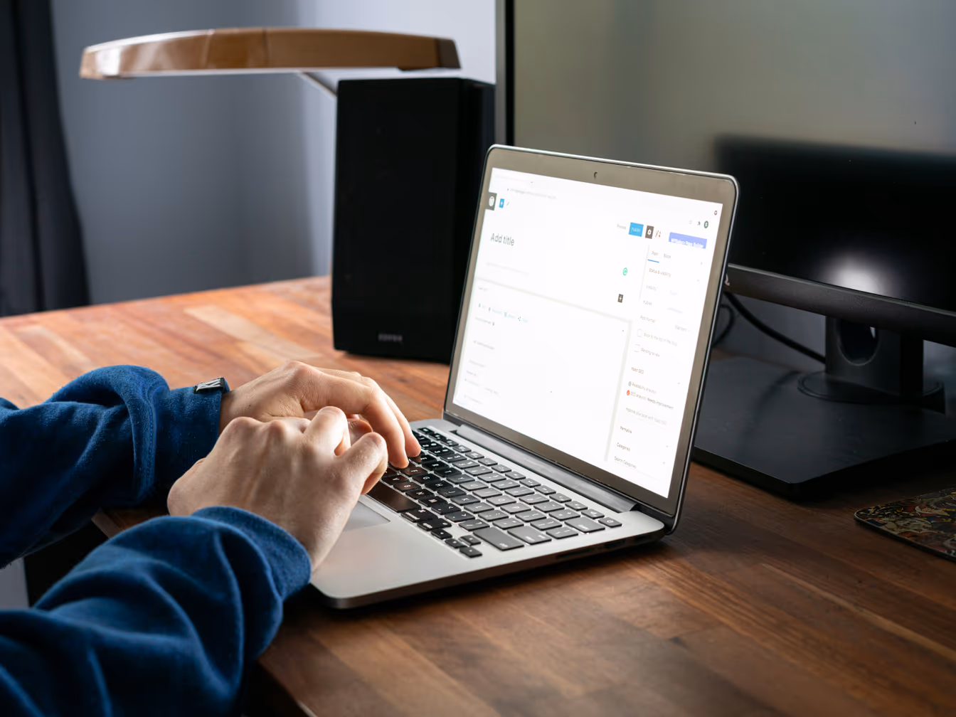 The Best QuickBooks Self-Employed Alternative for Canadians
